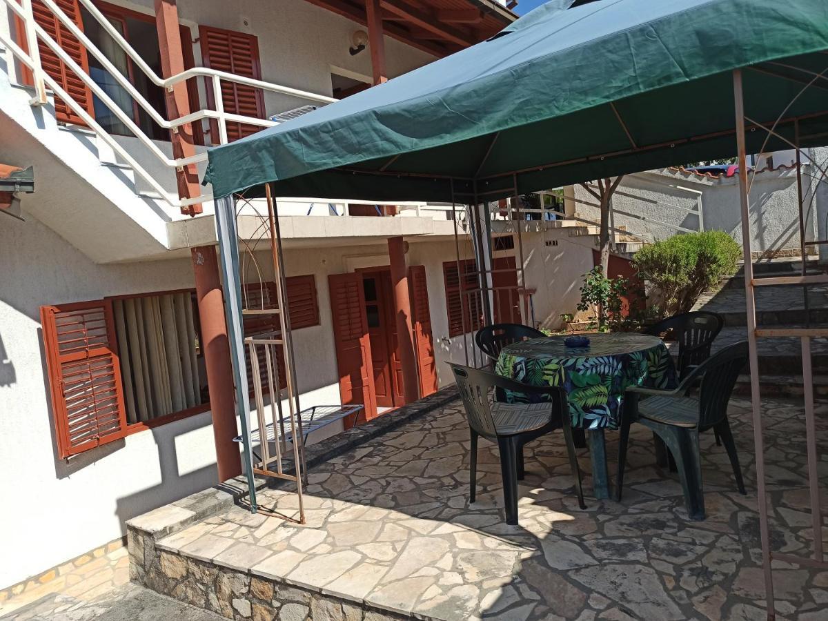Apartments Kornati Ždrelac Zewnętrze zdjęcie
